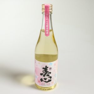 Saké aux levures de cerisier « Kenrokuzakura »