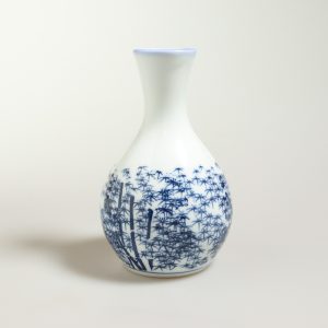 Hasami porcelain ‘Wakatake’ sake decanter