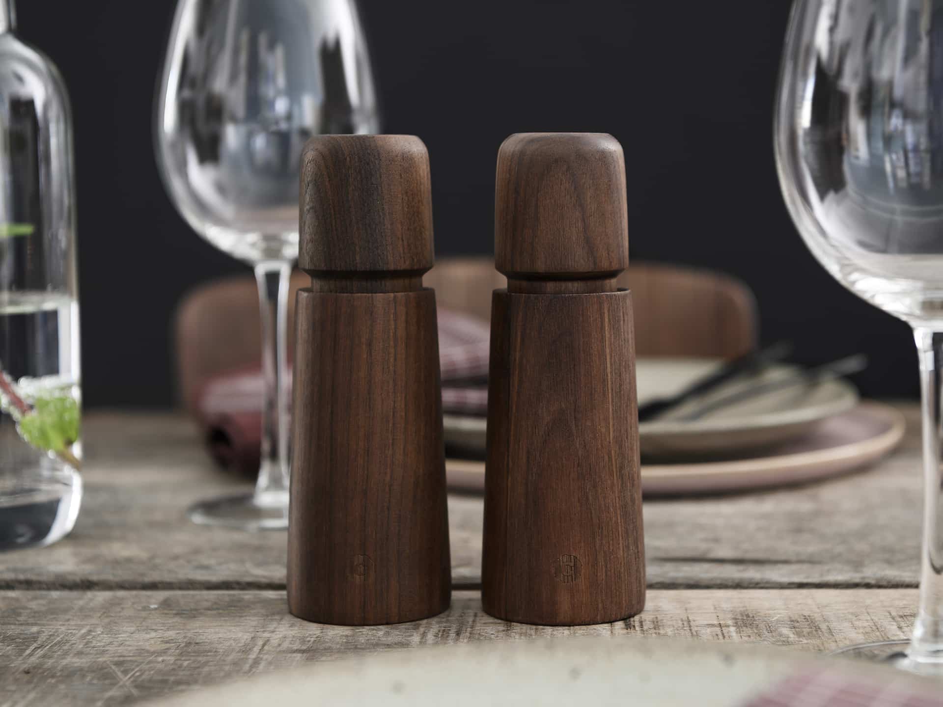 Moulin Stockholm Crushgrind en noyer 17cm – Image 2