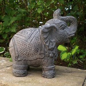 Statue éléphant indonésien