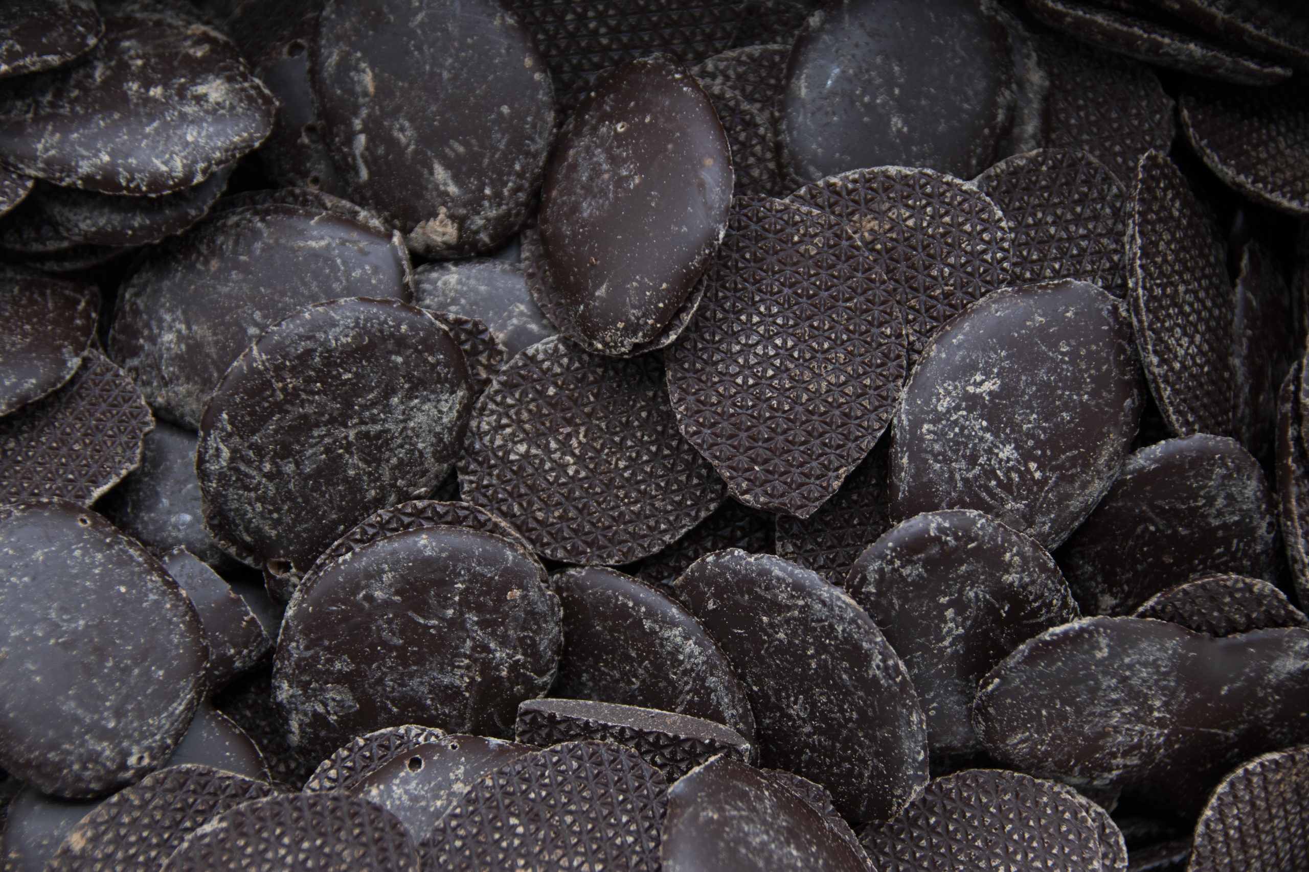 Chocolat de couverture en gouttes – Noir 70% cacao – Bio