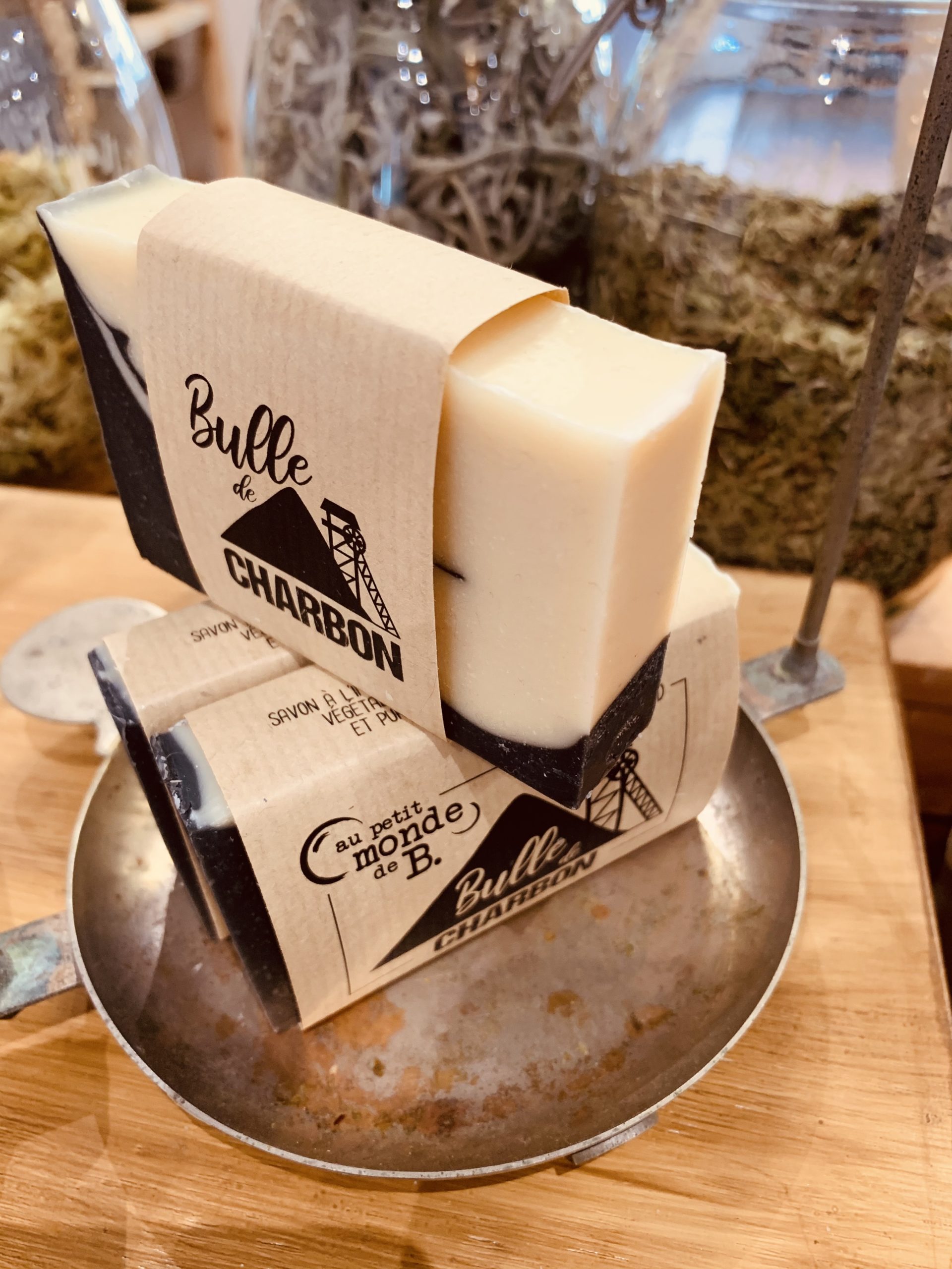 Savon bulle de charbon