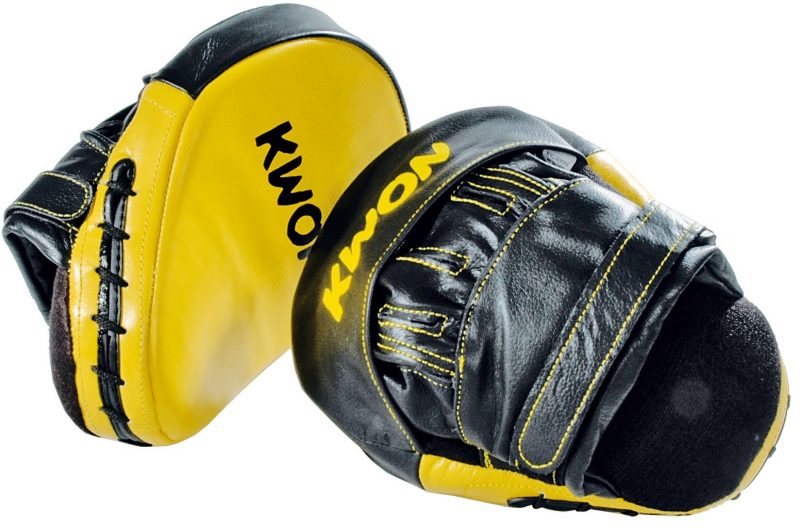 Pattes d’ours en cuir Kwon Prix : 69,00 euros